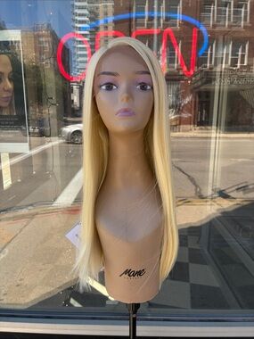 Icy blonde Straight Long Wig - Sleek Women's Hairstyle